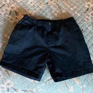 Men’s Navy Chubbies Size Large 7” inseam.